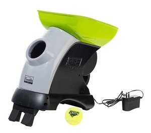 lot 3397 image: READY SET FETCH AUTOMATIC TENNIS BALL LAUNCHER DOG TOY