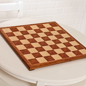 lot 2925 image: Polished Burl Wood Chess Board - 15 Inch - Retail $48.29