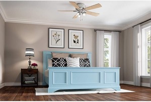 lot 2940 image: Hunter - 52in.  Crestfield Brushed Nickel Ceiling Fan with Light Kit and Pull Chain - Retail $179.99