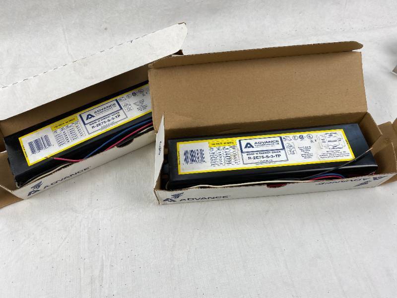 lot 16237 image: Lot of 2 New Light Ballast Transformers ADVANCE Mark III Energy Saver R-2E75-S-3-TP - NIB