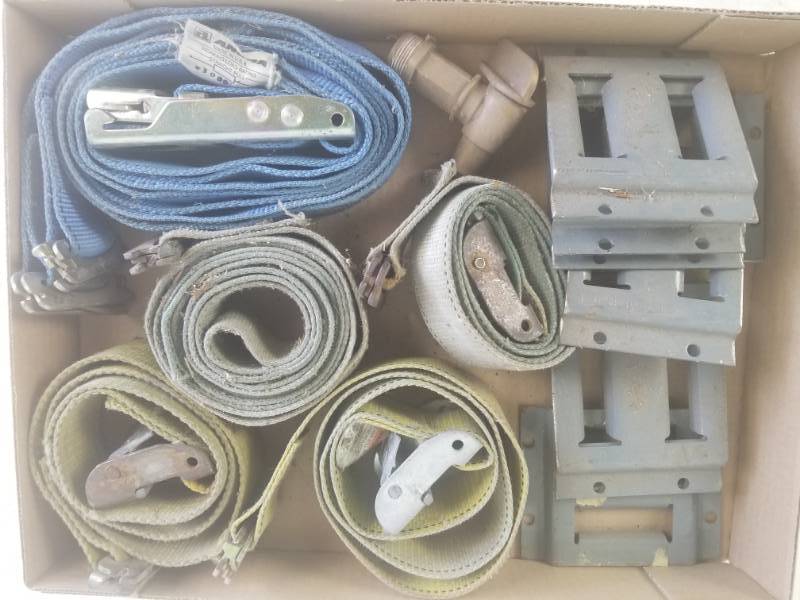 lot 6016 image: Big Lot of Tie Down Straps