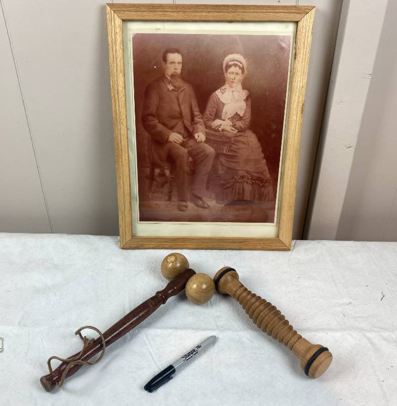 lot 6279 image: Vintage Picture w Frame, and 2 Wood Back & Feet Massagers