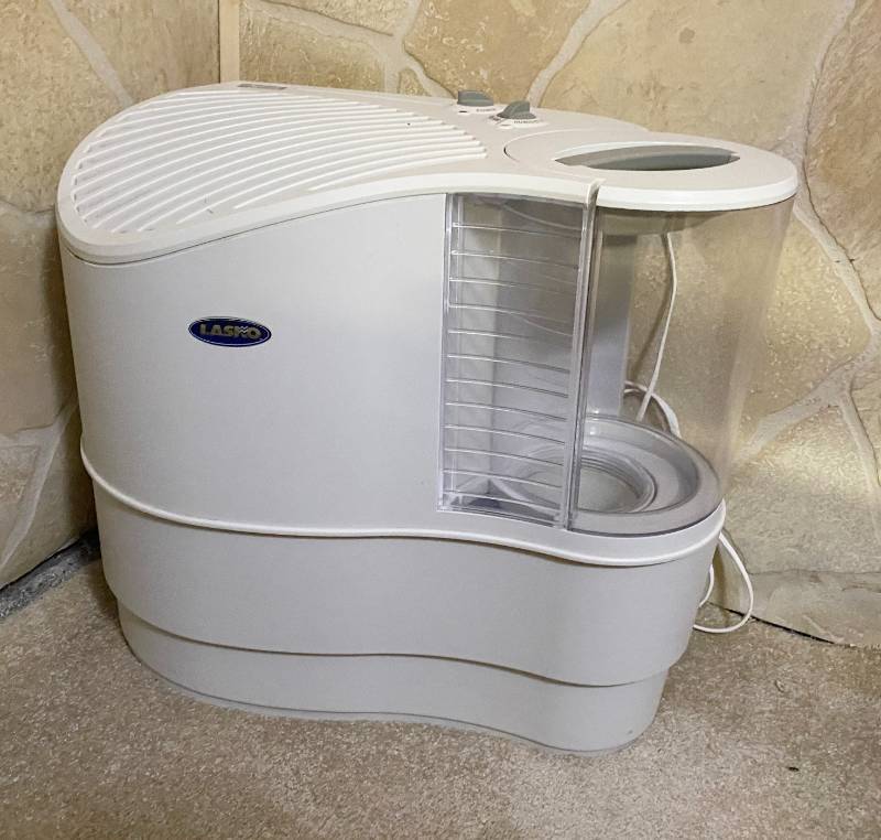 lot 6289 image: Natural Cascade Humidifier
