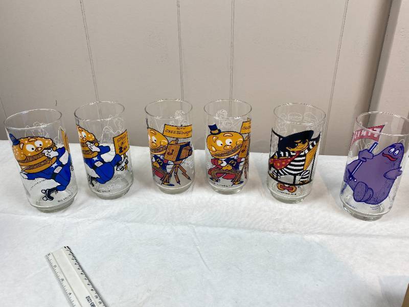 lot 6308 image: Lot of 6 Vintage 1977 McDonalds Character Drinking Glasses