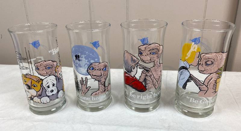 lot 6314 image: Lot of 4 E.T. Drinking Glasses - Pizza Hut The Extra Terrestrial