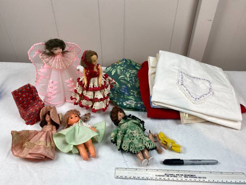 lot 6323 image: Lot of Dolls w Hand Made Clothes & Towels