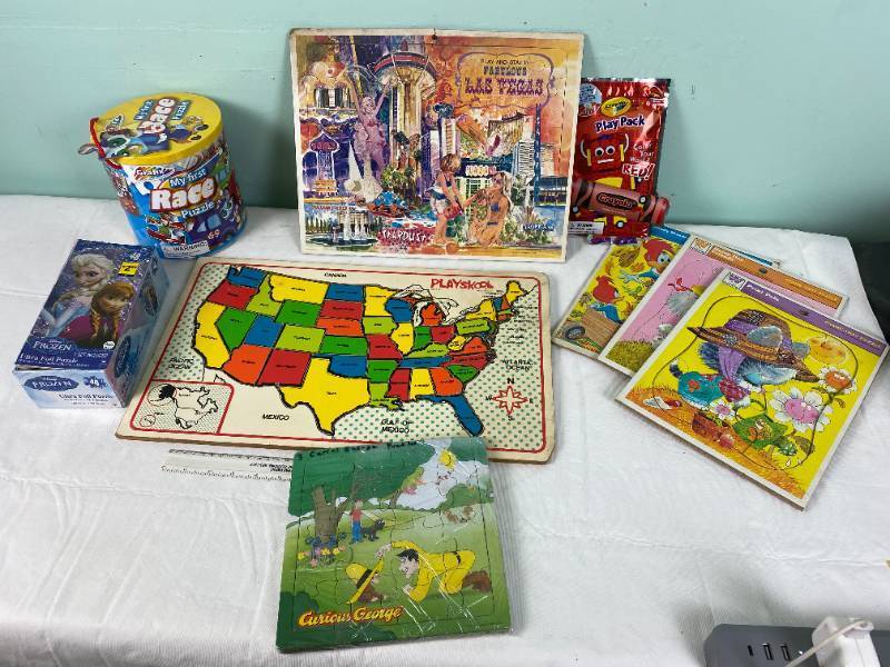 lot 6361 image: Fun lot of Childrens Puzzles - Some are Vintage