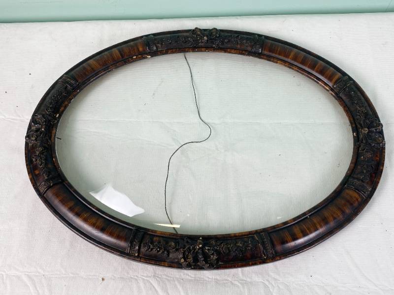 lot 6374 image: Antique Ornate Wooden Frame with Bubble Glass - Almost two feet in height Matches Frame on Lot # 6375