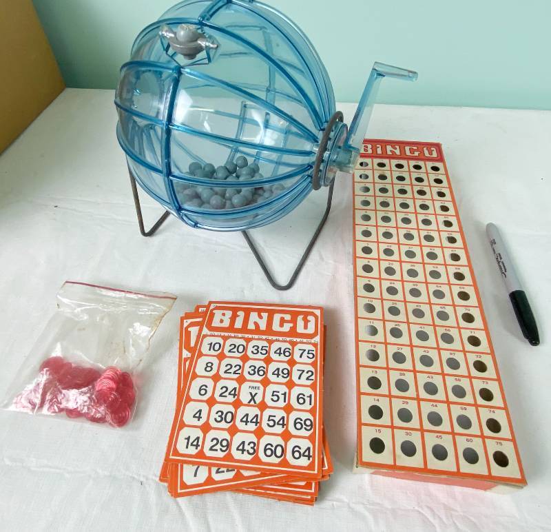 lot 6379 image: Vintage BINGO Game with COOL Ball RollerDispenser, Holder, Bingo Cards and Markers - This is an AWESOME set