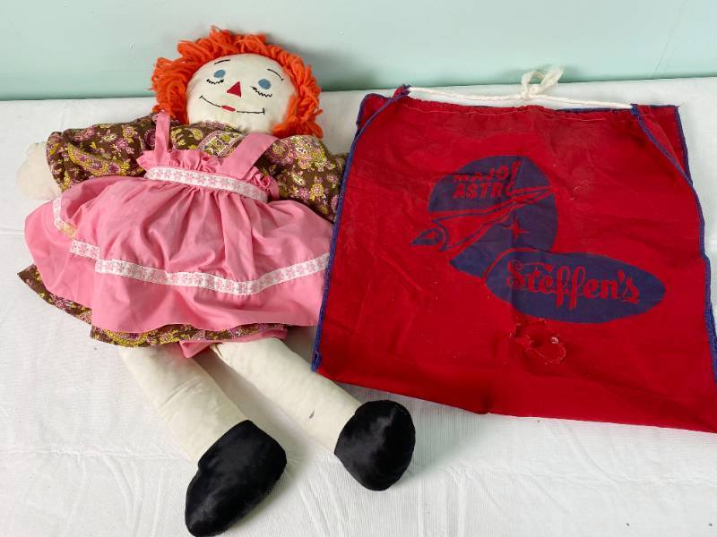 lot 6382 image: Raggedy Ann Doll and MAJOR ASTRO Steffens Super Hero Play Cape