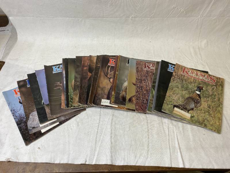 lot 6436 image: Lot of Kansas Wildlife and Parks Magazines - 1989, 1990, 1991,1992