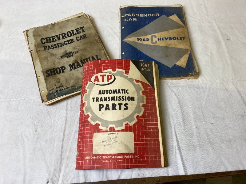 lot 6443 image: Vintage Shop Manuals - Chevrolet