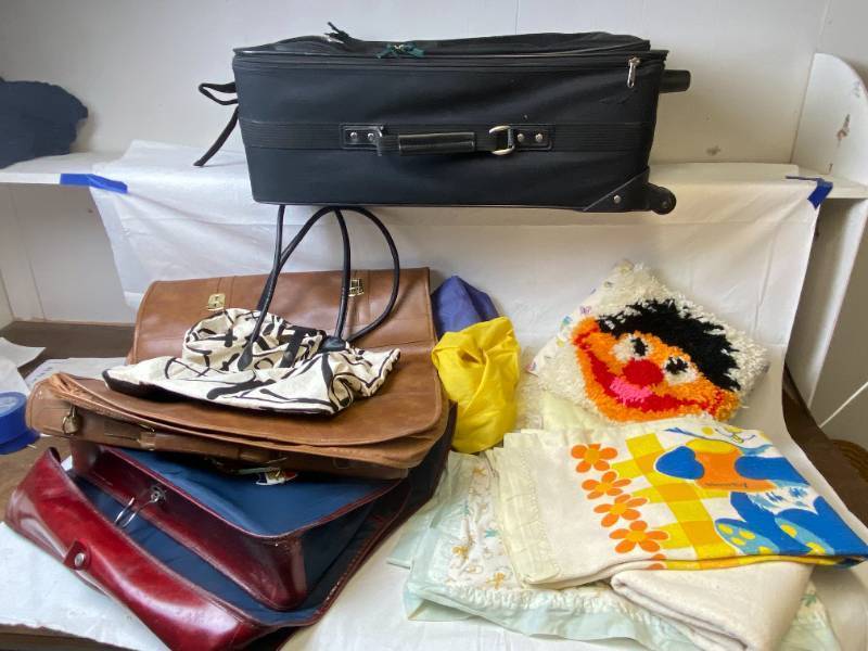 lot 6446 image: Travel Lot of Bags and Suitcases, Vintage baby Blankets and More - All Clean
