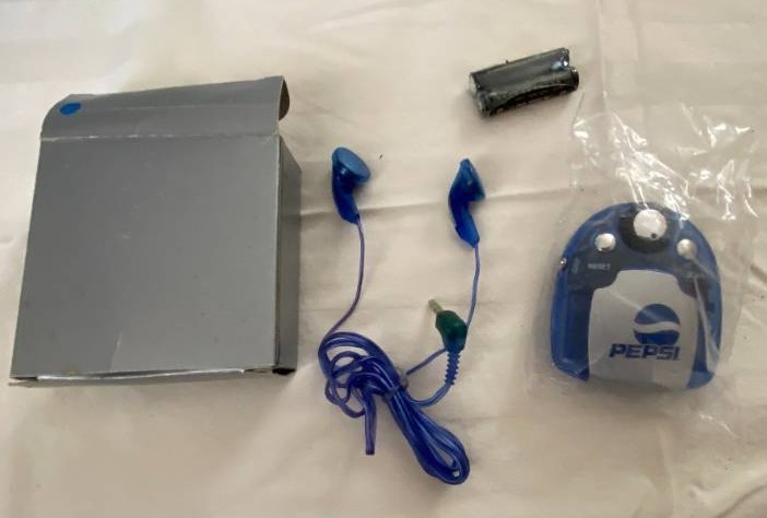 lot 9427 image: Vintage PEPSI Portable Radio Player with Headphones - New in Box - Awesome promotional Piece