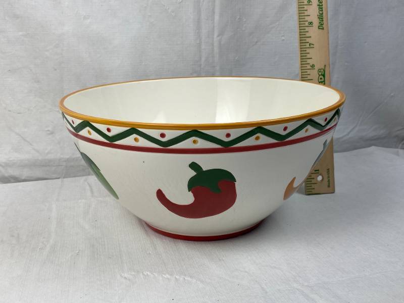lot 9477 image: Awesome Hand Painted Serving Dish CLAY ART Chili Pepper Stone Lite Clay South San Francisco - COOL