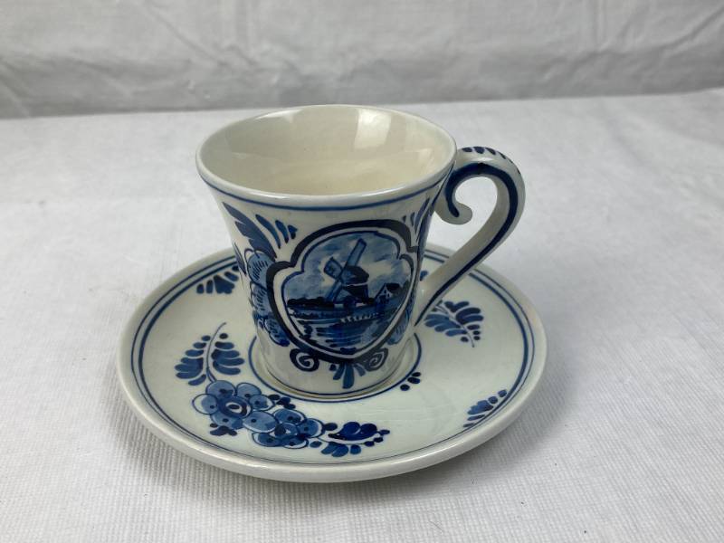 lot 9503 image: Vintage Teacup and Saucer&nbspDelft Blauw Handpainted Made in Holland