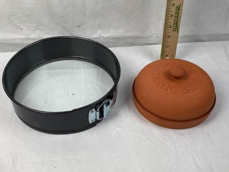 lot 9512 image: Garlic Baker Terra Cotta Pot w Lid and Unique Springform Pan w GLASS Bottom