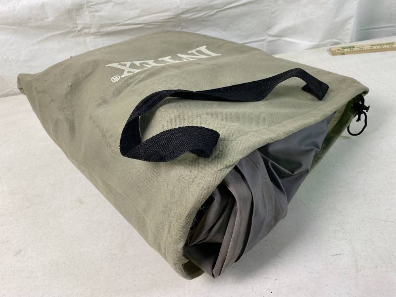 lot 9519 image: Intex Air Mattress