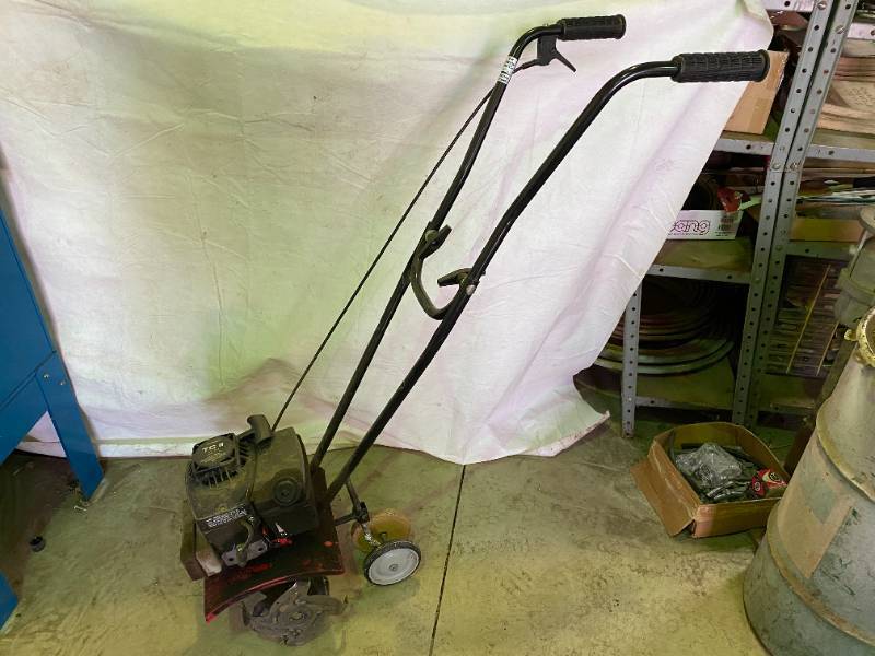 lot 9984 image: Garden Tiller Tecumseh TC II - Been in storage for a while - worked when last used.