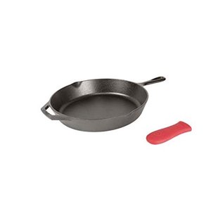lot 5427 image: Lodge Pre-Seasoned Cast Iron Skillet,12in.