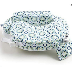 lot 5583 image: My Brest Friend Original Nursing Pillow, Sparkles