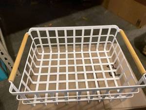 lot 20233 image: 16x12x6 Basket