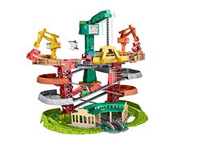 lot 20889 image: Thomas & Friends Trains & Cranes Super Tower, motorized train and track set for preschool kids ages 3 years and up