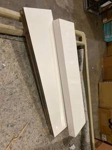 lot 24083 image: BAMEOS Floating Shelf ,Wall Shelf,Decor Wall Mounted Shelves ,Hanging Shelf Set L24xW6 for Bathroom Kitchen Living ,Kitchen,Room Bedroom Storage,White