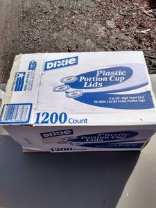 lot 30 image: Dixie plastic portion cup lids 1200 count box missing one sleeve