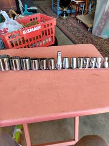 lot 76 image: Napa 12 metric set from 10mm - 36mm with 2 12 extension