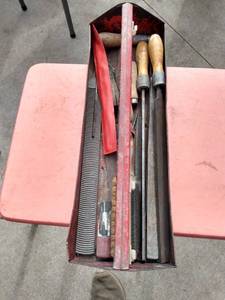 lot 140 image: tool tray of files