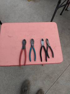 lot 164 image: 4 pair of cutting pliers