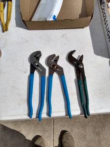 lot 170 image: 3 pairs of channel lock pliers