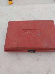 lot 232 image: snap-on disc brake and ball joint gauge