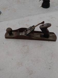 lot 251 image: 14 wood plane