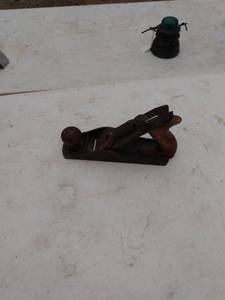 lot 252 image: 9 wood plane