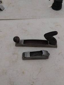 lot 254 image: 2 Stanley sure form planes