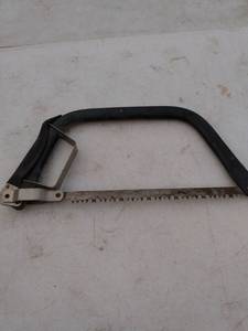 lot 269 image: 17 bow saw