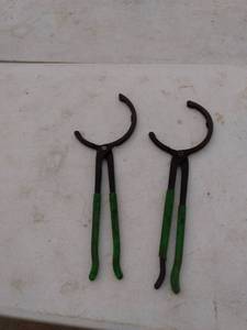 lot 270 image: 2 plier like specialty wrenches