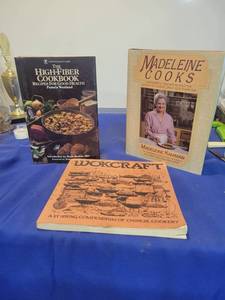 lot 1044 image: 3 cookbooks