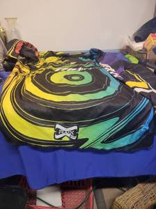 lot 1061 image: Racing shirt size extra large