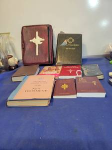 lot 1069 image: 9 religious book