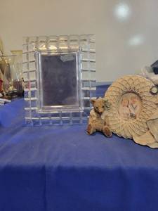lot 1081 image: Two picture frames