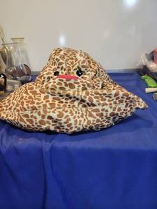 lot 1101 image: Animal pillow
