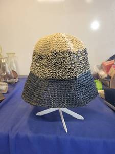 lot 1124 image: Hat