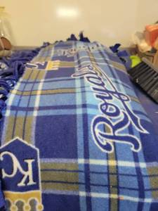 lot 1140 image: 61 by 48 Royals blanket