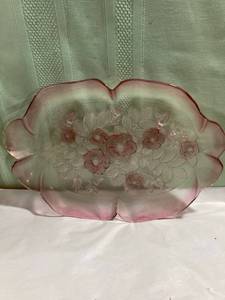 lot 7933 image: 15 12 x 11 decorative platter