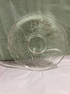 lot 7936 image: 11 12 inch divided platter clear crystal