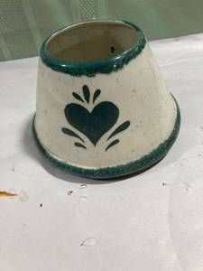 lot 7978 image: 4�� Top 7�� Bottom Candle topper