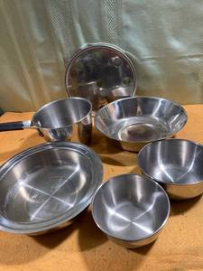 lot 9739 image: (1) Pot and metal bowls